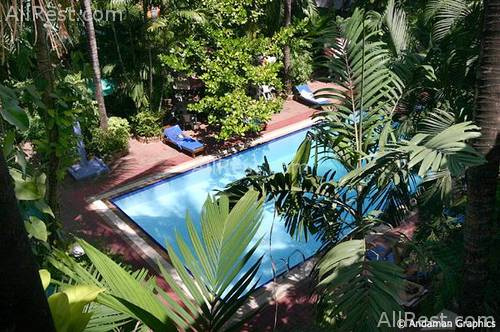 Expat Hotel 22